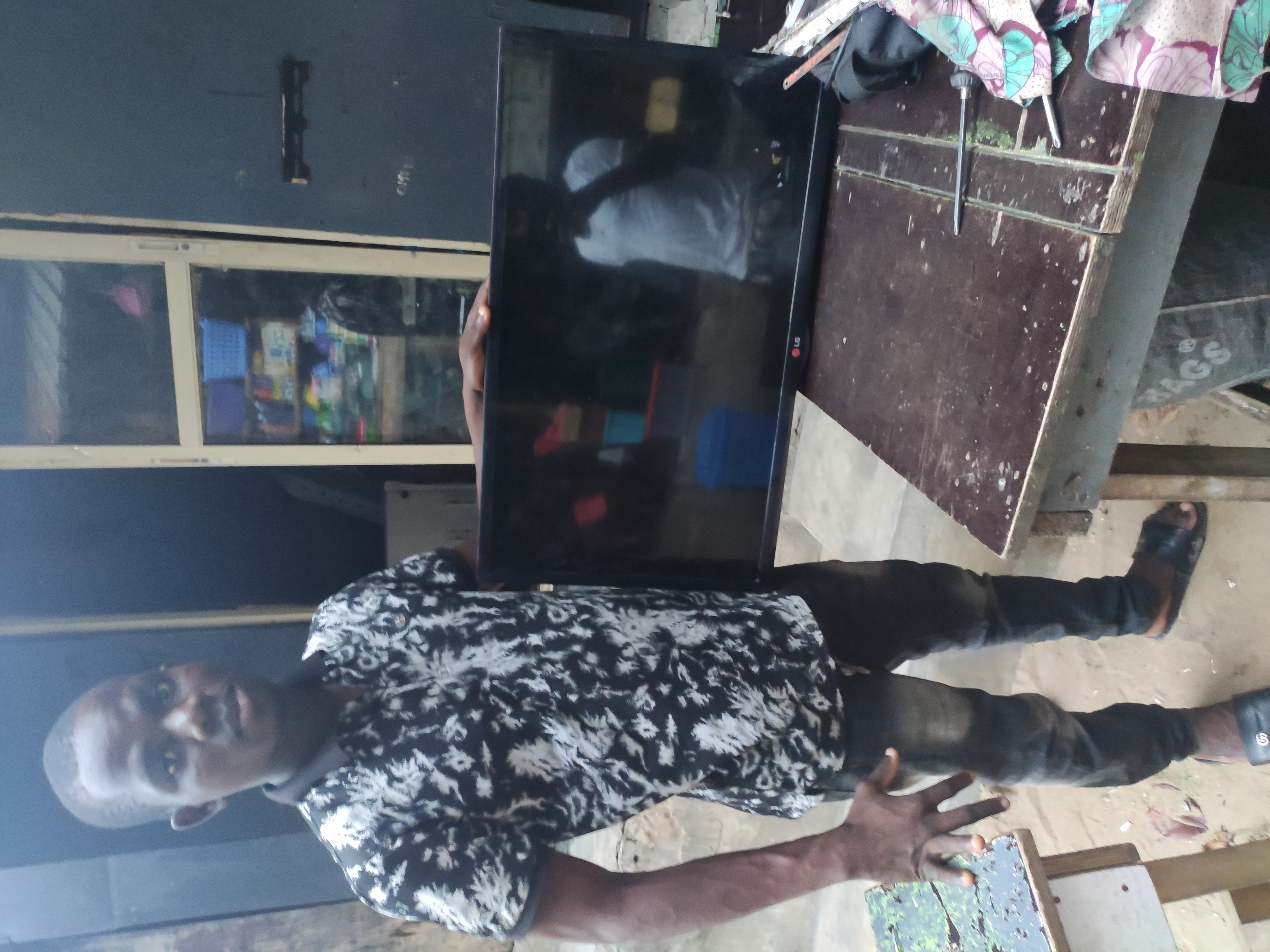 We repair faulty Stoning Machine in Lagos provider