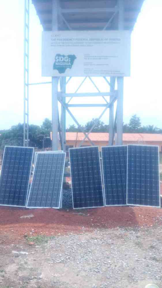 Installation of solar inverter system picture