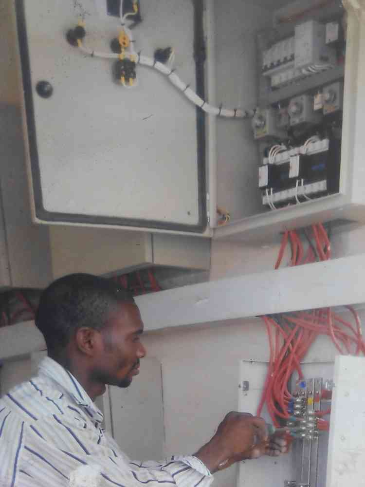 eng. St electrical picture