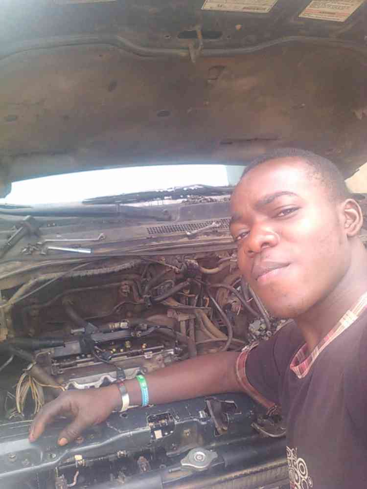 Motor engineer