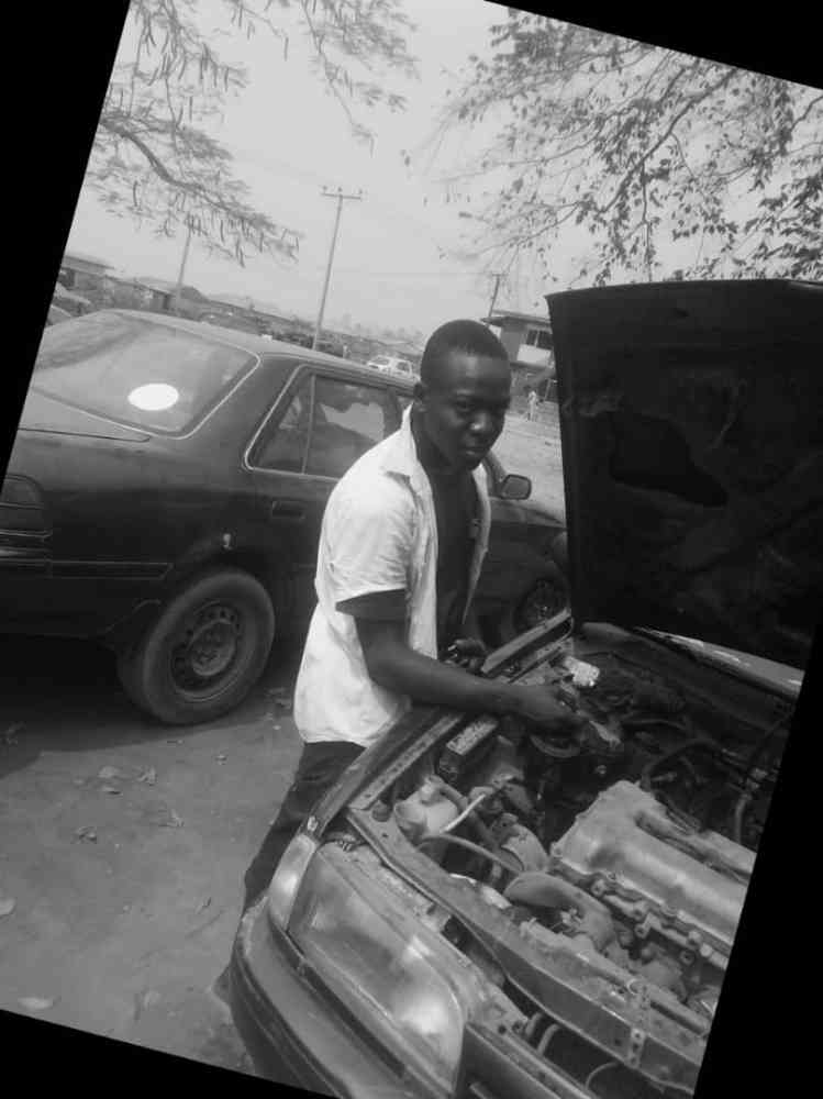 Motor engineer