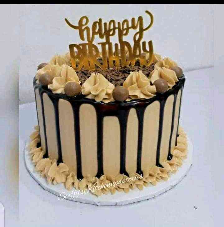 Crown cake and pastries picture