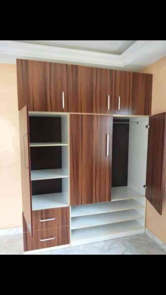 Chichris furniture venture