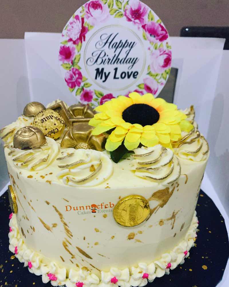 Dunniefeb Cakes N Events