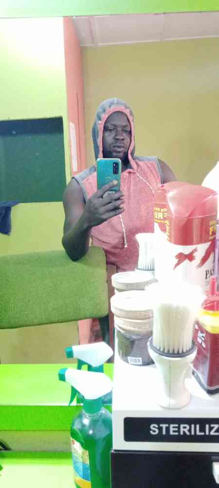 KASS BARBING SALOON