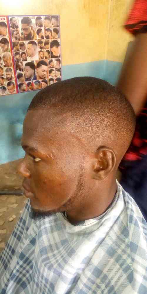 Itz brother Samuel Sharp cutz