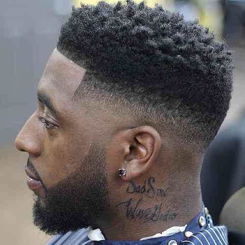 Olaoluwa Barber shop picture