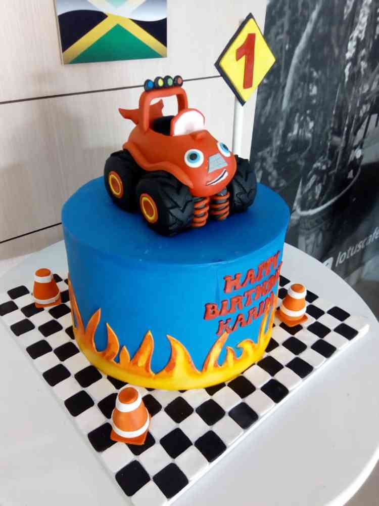 Triple G cakes