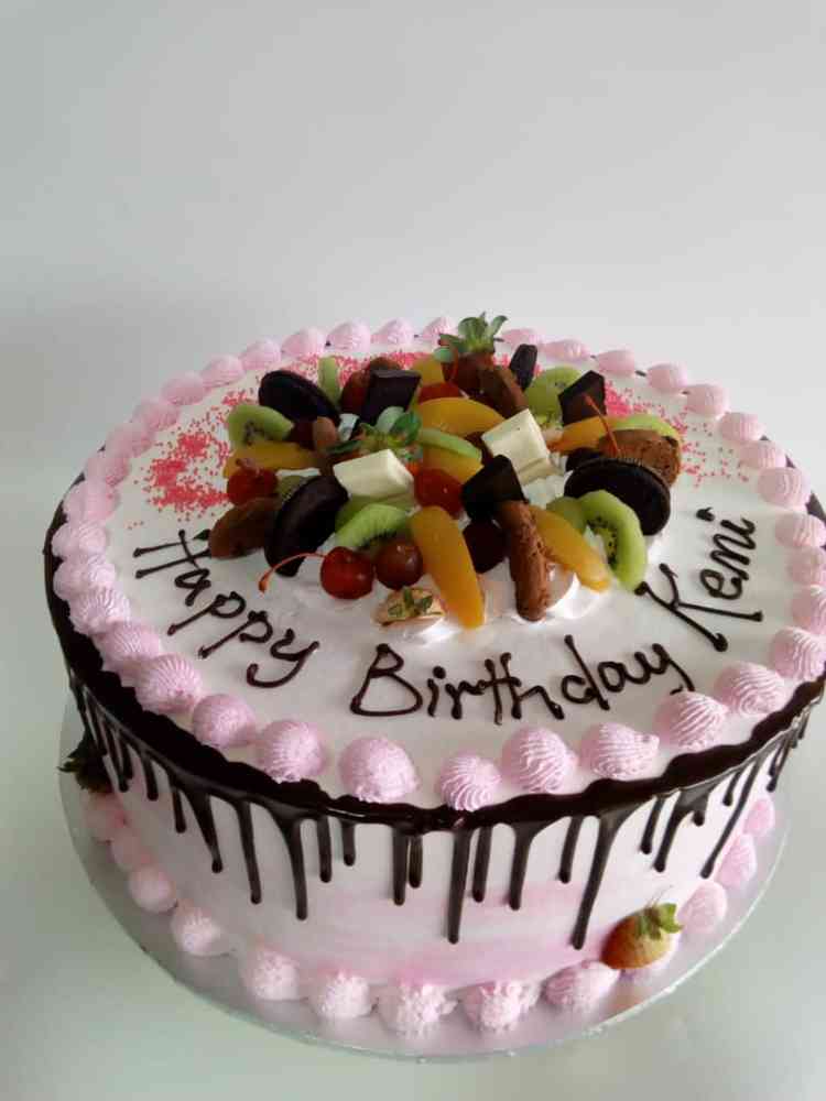 Triple G cakes