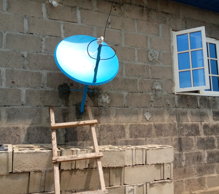 DStv Installer in SURULERE picture