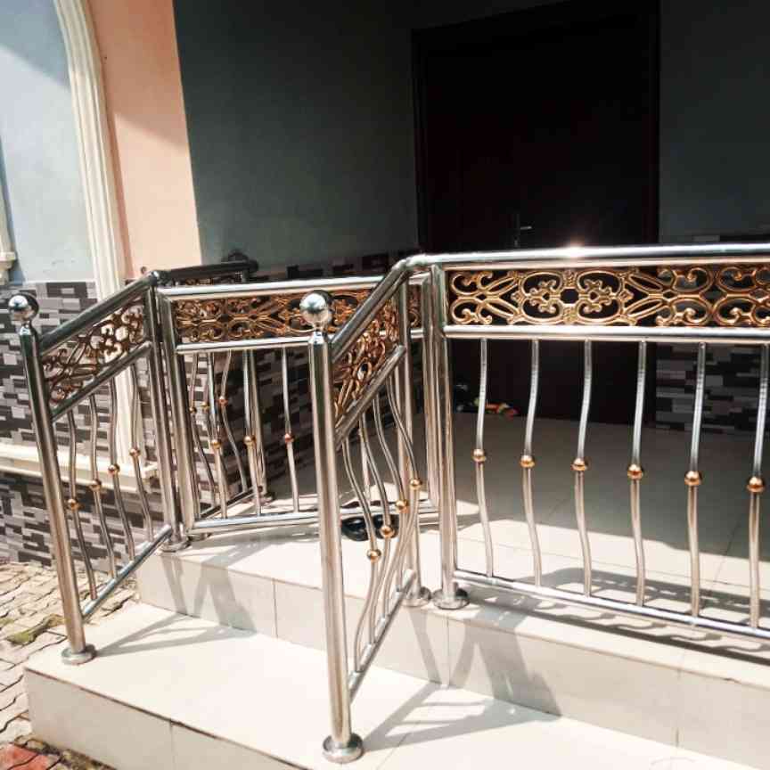 Stainless Railings Installation
