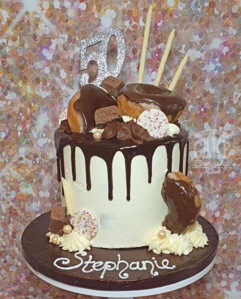 BIRTHDAY CAKE IN OJO. LAGOS