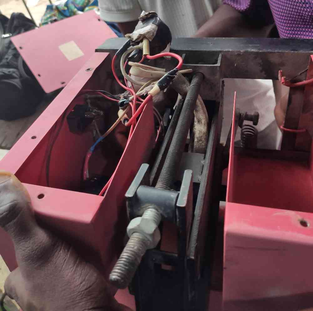 We repair faulty Stoning Machine in Lagos