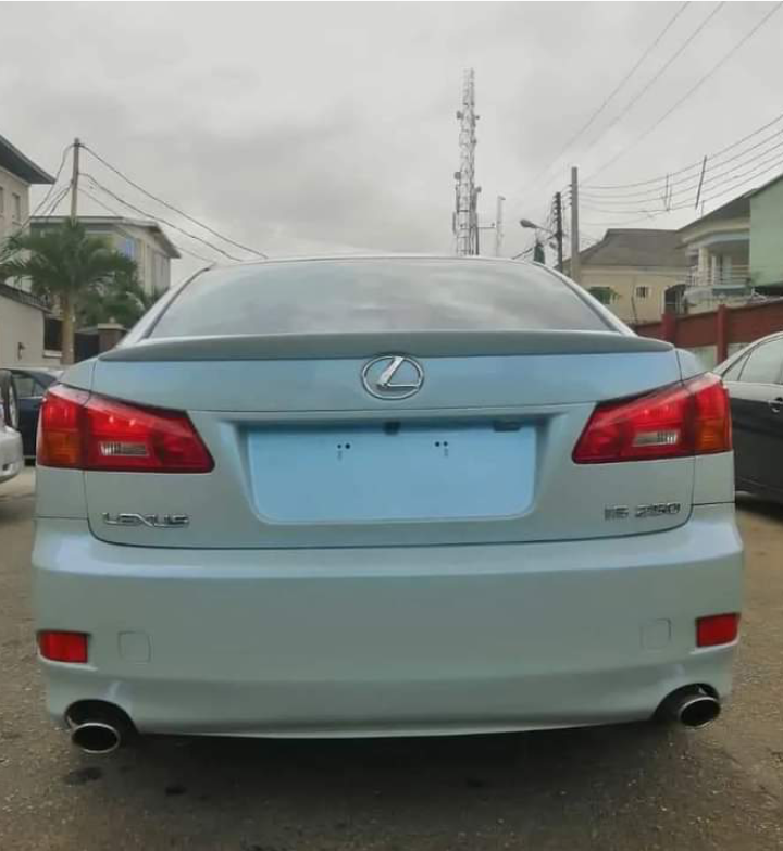 Cheap Lexus Is250 ) price: 850,000