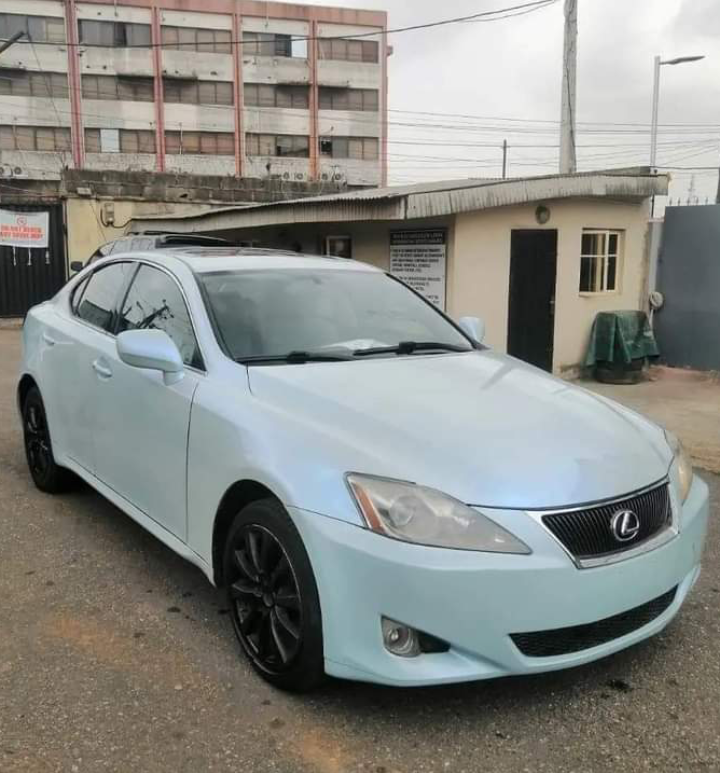 Cheap Lexus Is250 ) price: 850,000