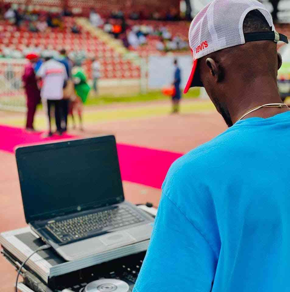 DJ BORIX ENTERTAINMENT picture