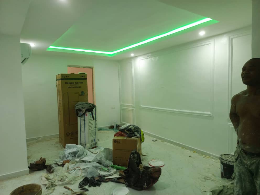 wall paper, house painter