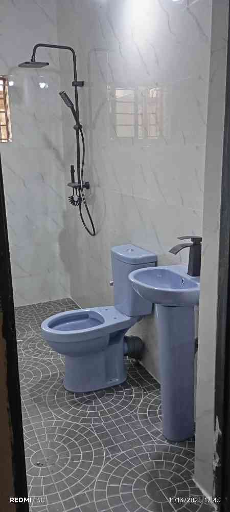 STARRAD V PLUMBING SERVICES AND PIPES FITTINGS