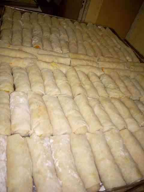 La Creme Small Chops