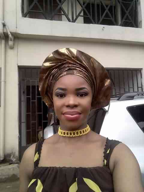 Gele tying