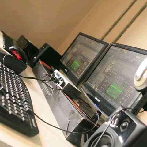 GazzyTunez productions (Recording Studio)