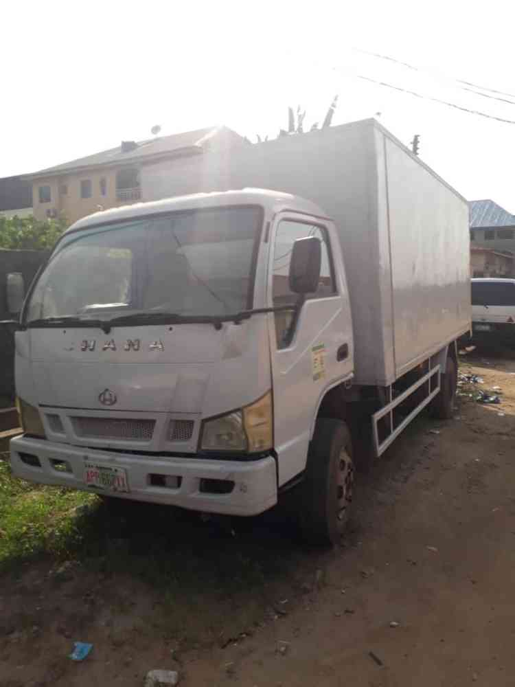 Chana articulated haulage truck picture