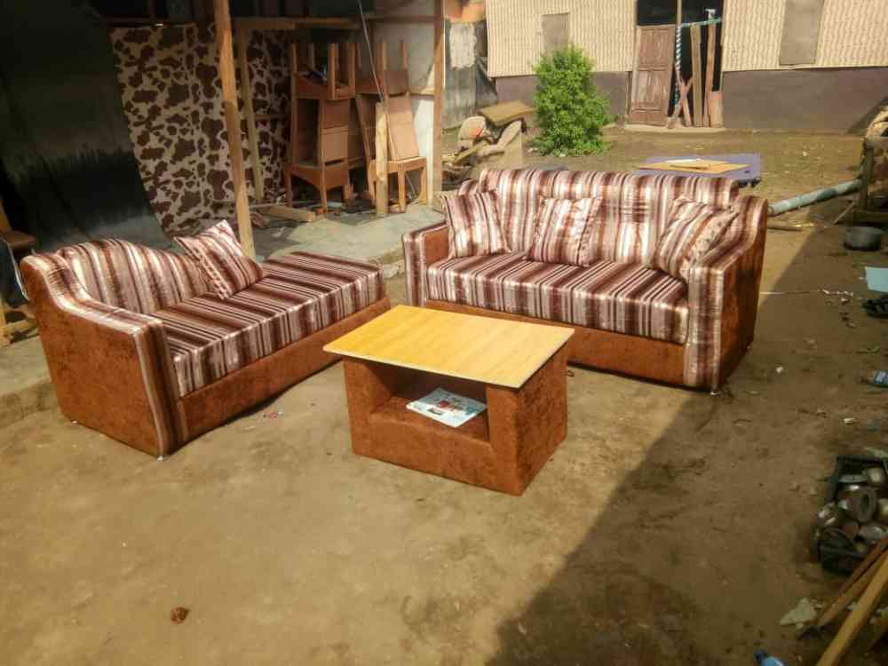 Akinbobola Furniture picture