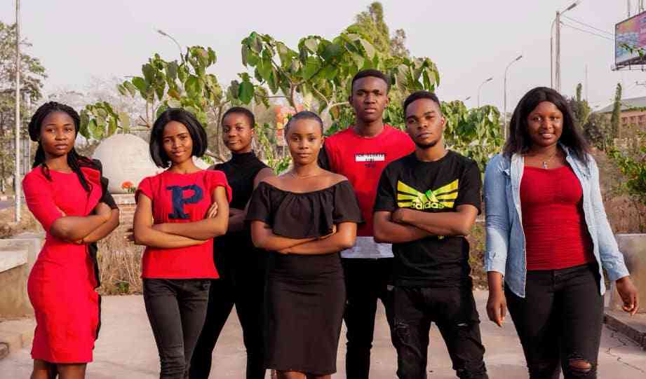 Gallant ushers and food servers