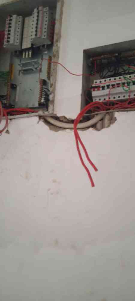 Ayobiodun1 electrical contractor