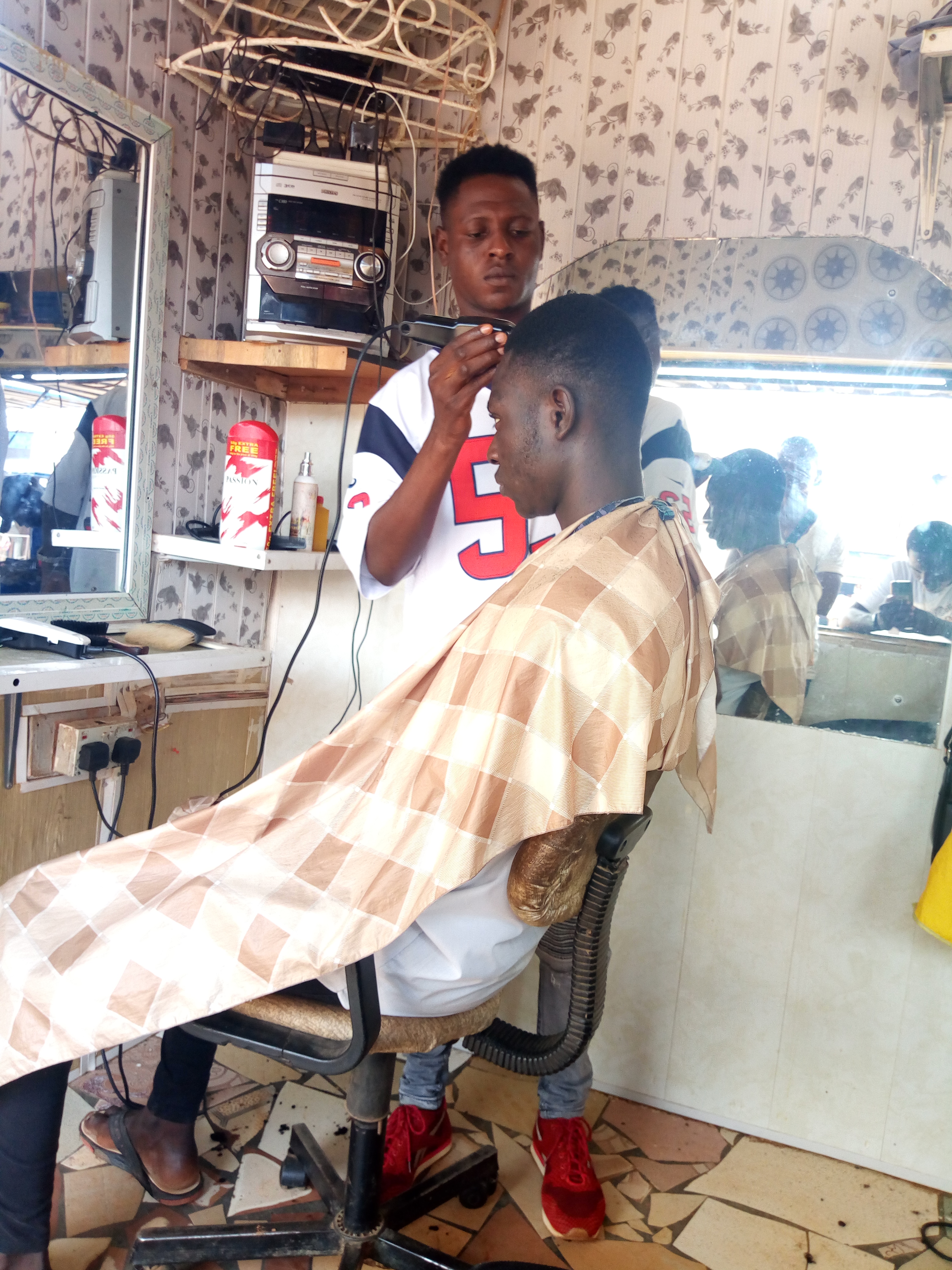 K boy barbing saloon