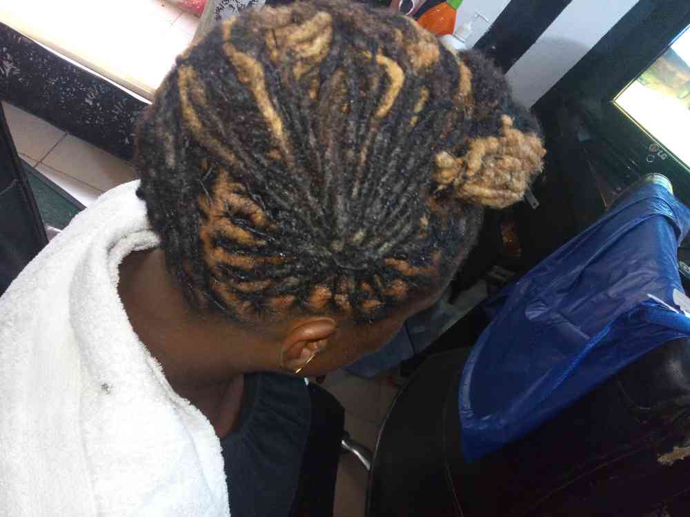 Jomavic passion for dreadlocks and natural hair